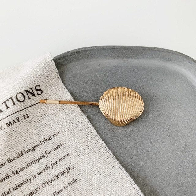 Kuta - shell hair clip