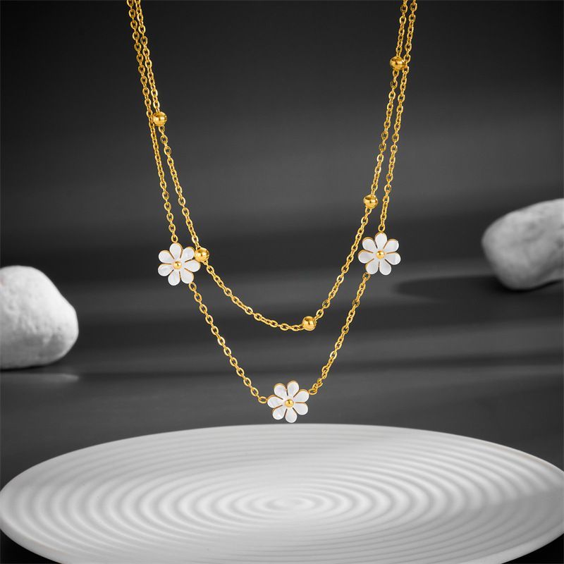 Rani - Flower Necklace Set