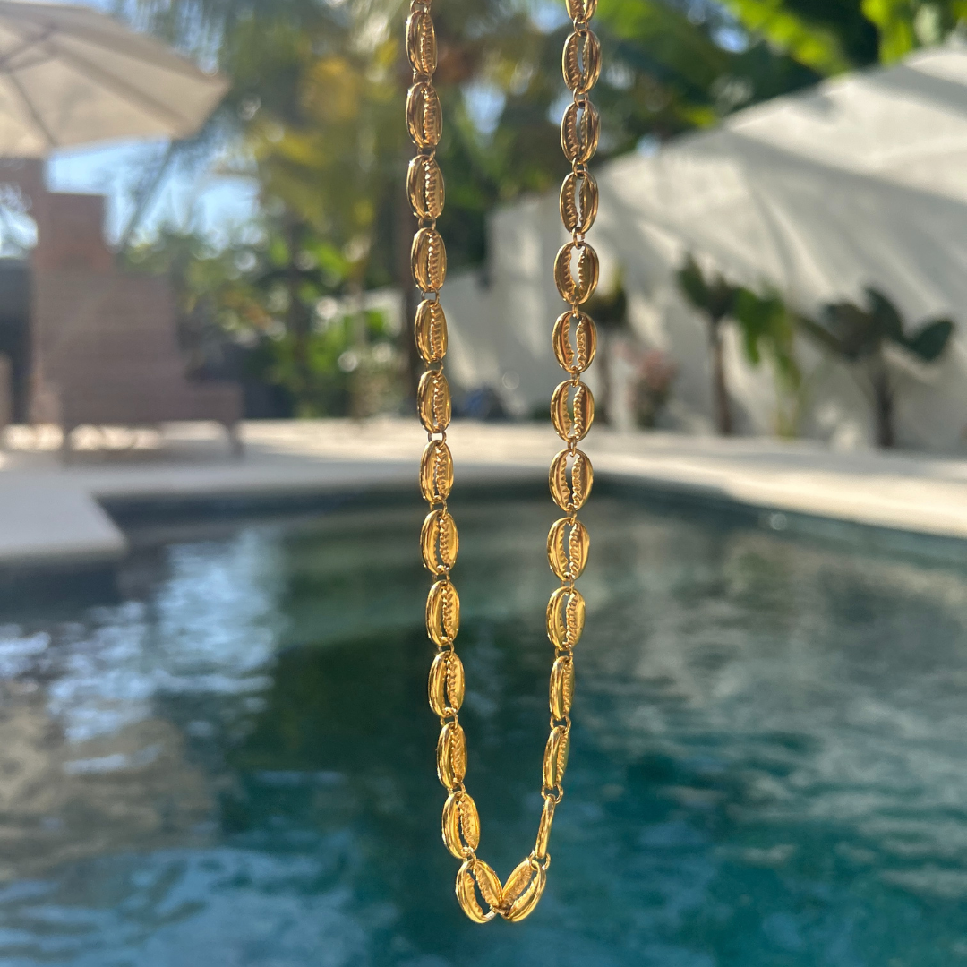 Nusa - Shell Necklace