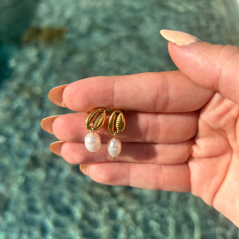 Ayu - Shell Earrings