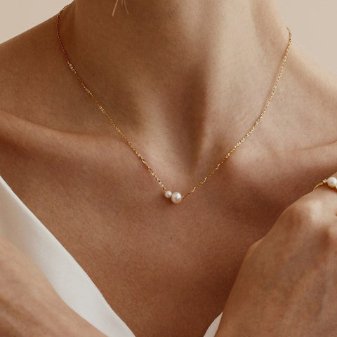 Mutiara - Pearl Necklace