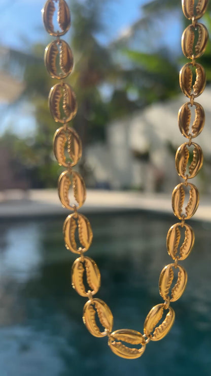 Nusa - Shell Necklace